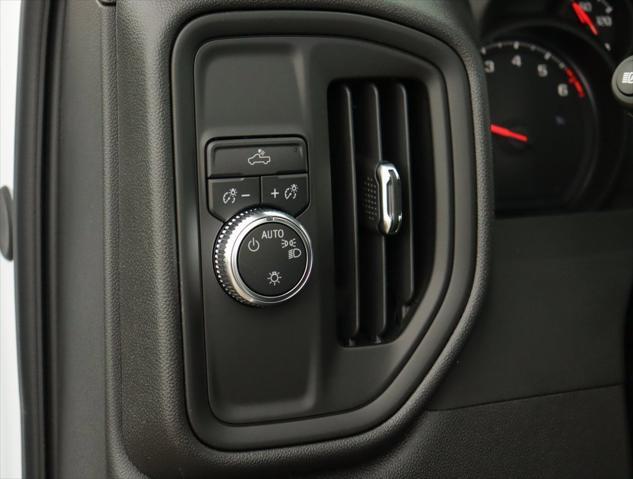 new 2025 GMC Sierra 1500 car, priced at $32,906