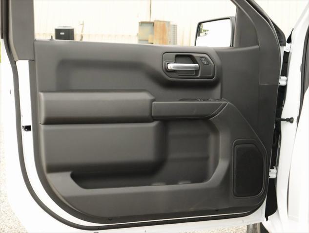 new 2025 GMC Sierra 1500 car, priced at $32,906