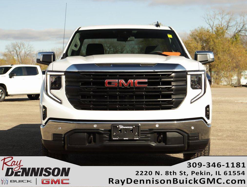 new 2025 GMC Sierra 1500 car, priced at $38,062