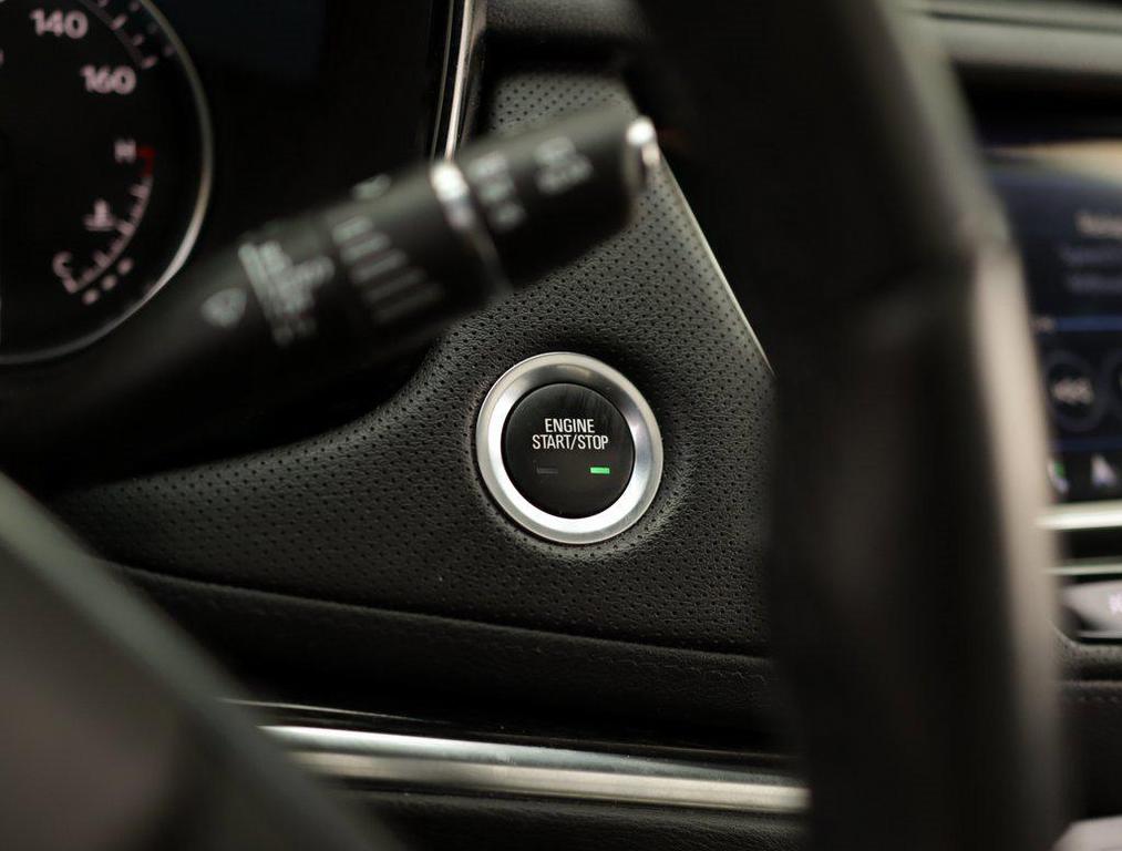 used 2021 Cadillac XT5 car, priced at $29,970