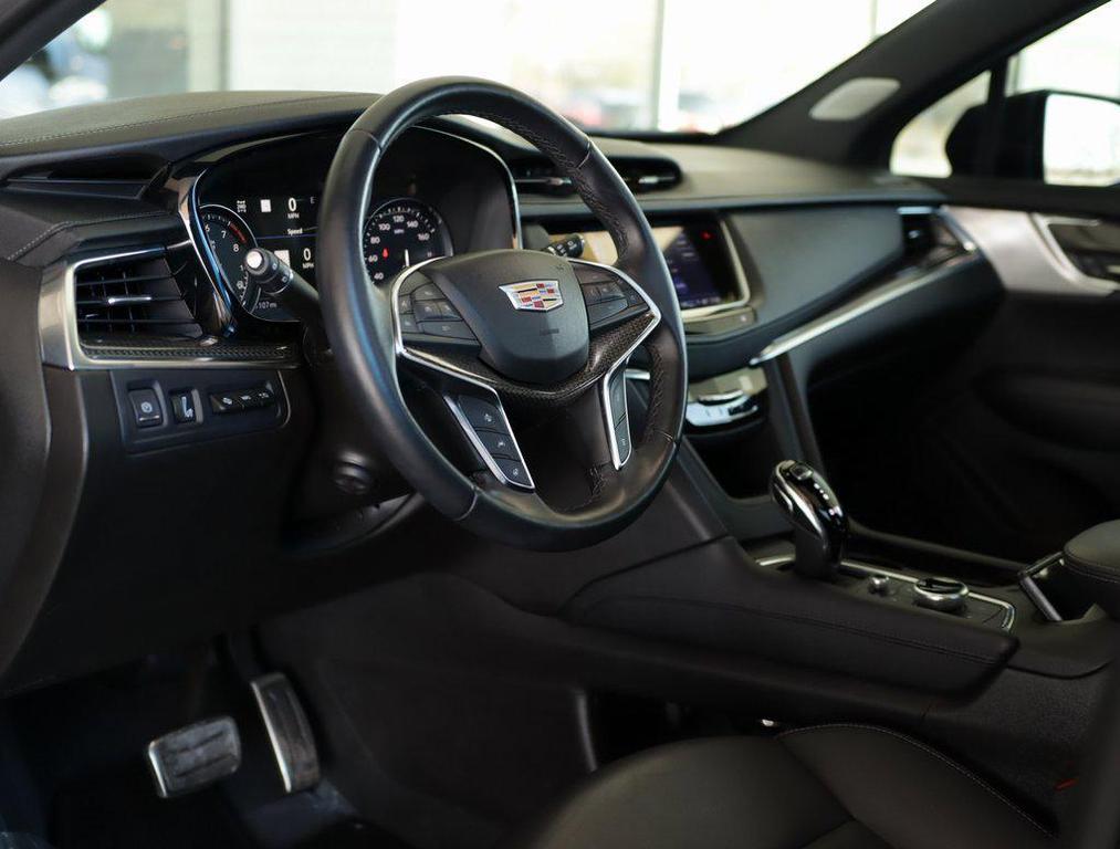 used 2023 Cadillac XT5 car, priced at $36,970