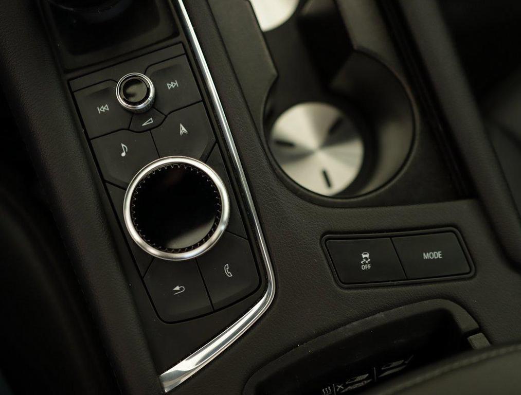 used 2023 Cadillac XT5 car, priced at $36,970