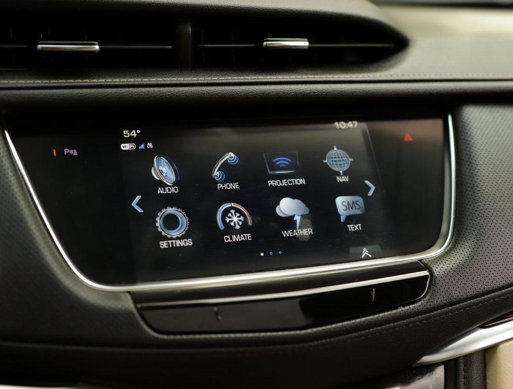 used 2018 Cadillac XT5 car, priced at $20,970