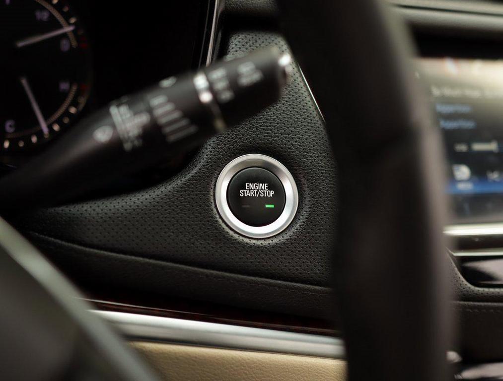 used 2018 Cadillac XT5 car, priced at $20,970