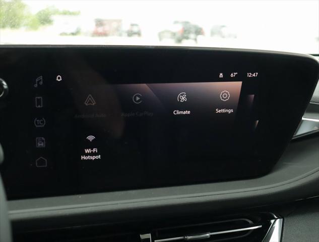 new 2025 Buick Envista car, priced at $29,210
