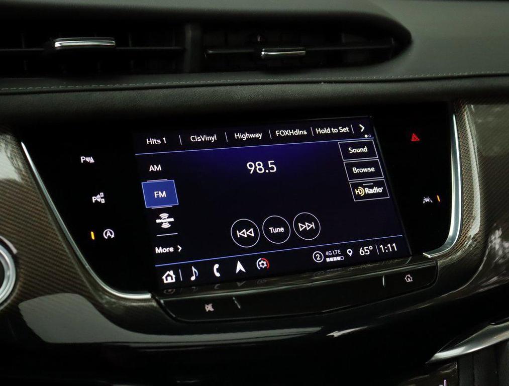 used 2024 Cadillac XT6 car, priced at $46,970