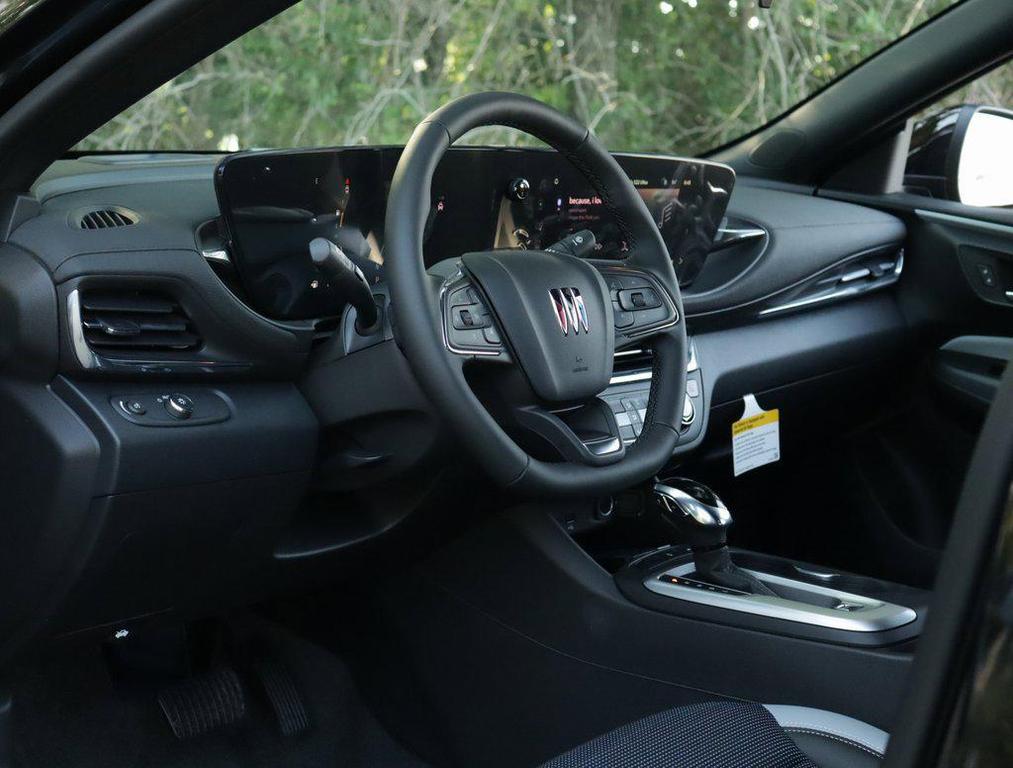 new 2025 Buick Envista car, priced at $25,830