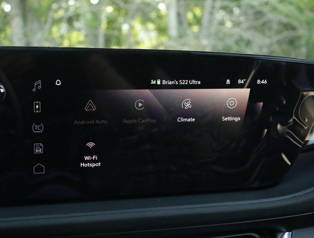 new 2025 Buick Envista car, priced at $25,830