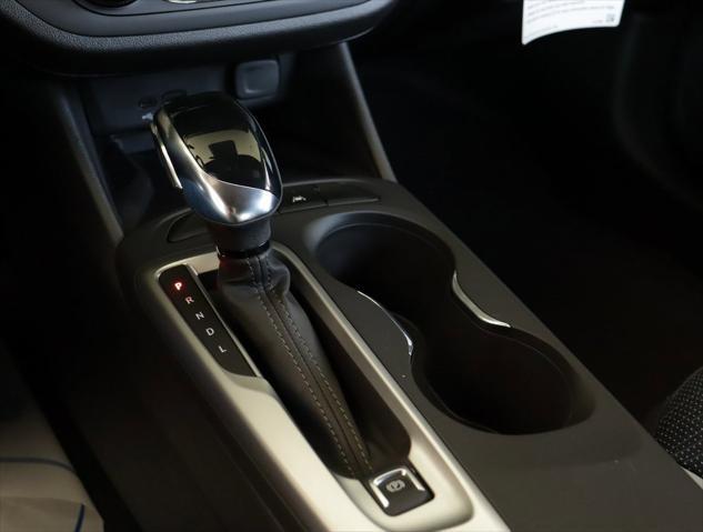 new 2025 Buick Envista car, priced at $26,170