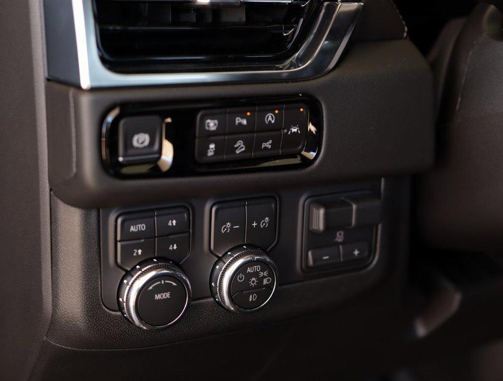 new 2026 GMC Yukon XL car, priced at $85,070