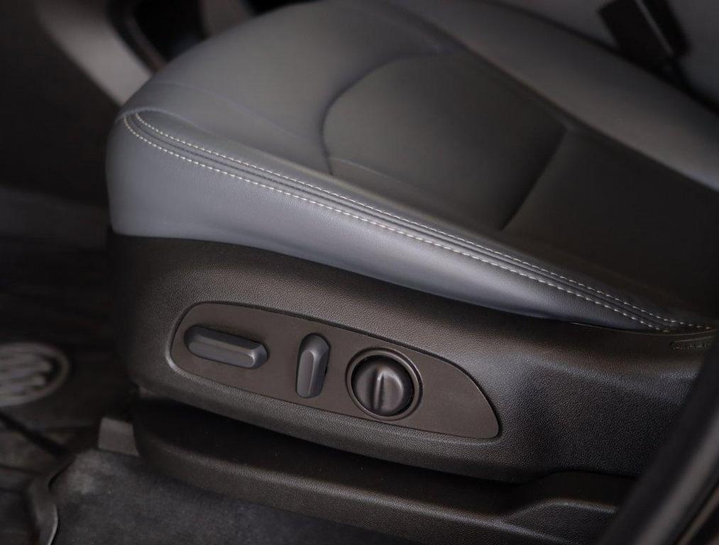 used 2023 Buick Enclave car, priced at $32,970