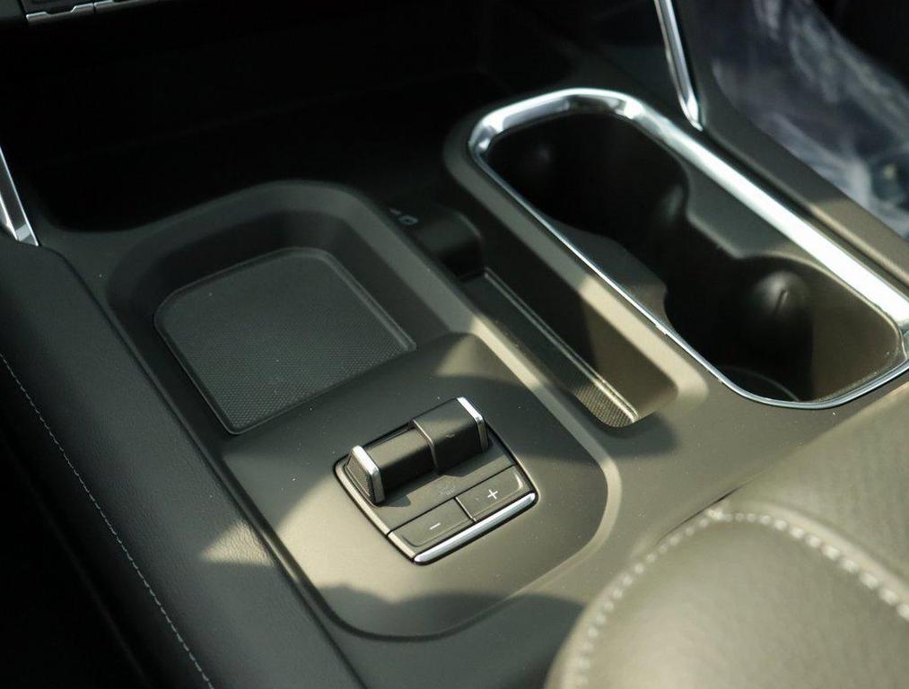 new 2025 GMC Sierra 2500 car, priced at $83,455