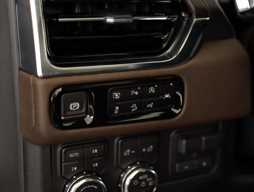 new 2026 GMC Yukon XL car, priced at $110,585
