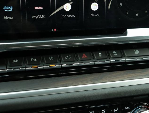 new 2025 GMC Sierra 1500 car, priced at $58,356