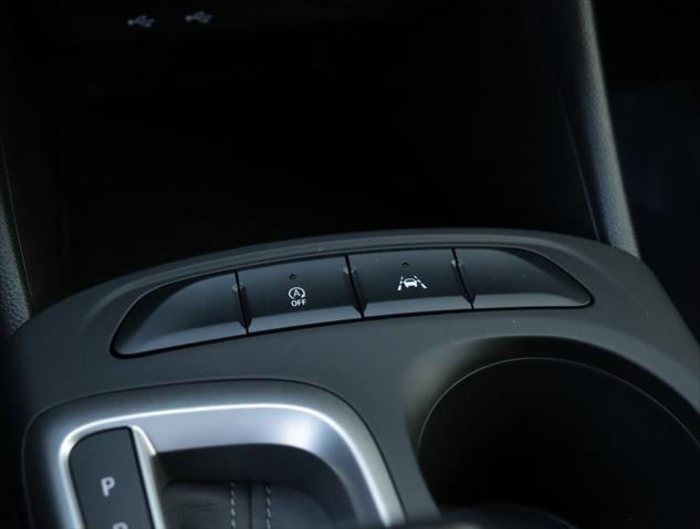 new 2025 Buick Envista car, priced at $25,786
