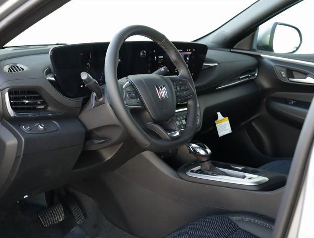 new 2025 Buick Envista car, priced at $25,786