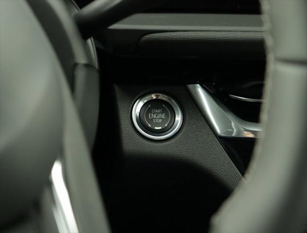 new 2025 Buick Envista car, priced at $27,570