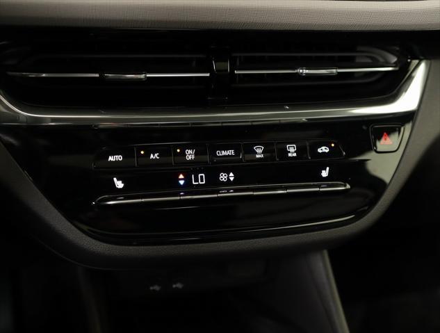 new 2025 Buick Envista car, priced at $30,435