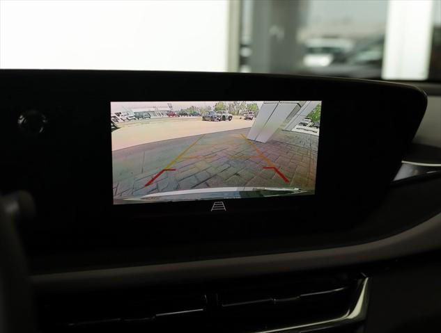 new 2025 Buick Envista car, priced at $30,435