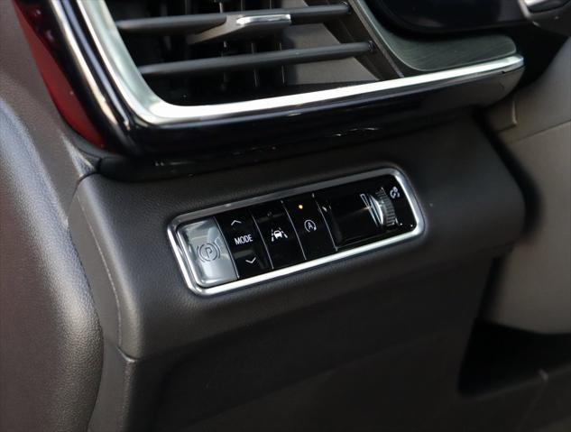 new 2025 Buick Envision car, priced at $41,155