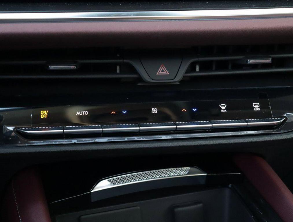 new 2025 Buick Envision car, priced at $40,830