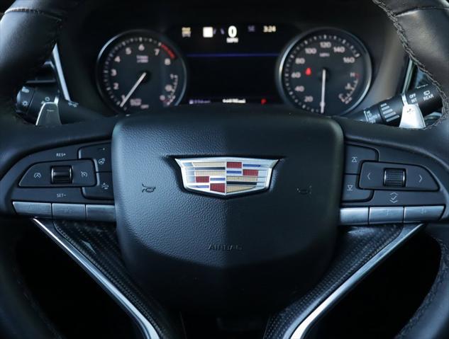 used 2023 Cadillac XT6 car, priced at $46,994