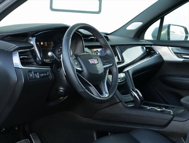 used 2023 Cadillac XT6 car, priced at $46,994