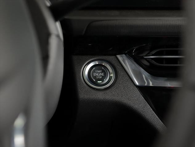 new 2025 Buick Envista car, priced at $27,820