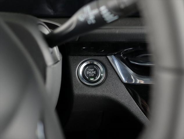 new 2025 Buick Envista car, priced at $27,075
