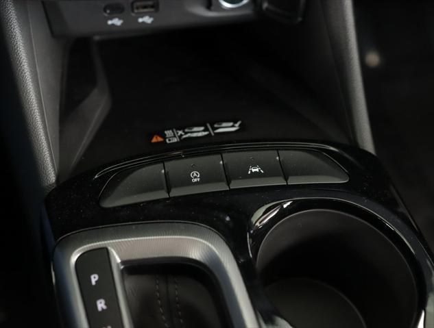 new 2025 Buick Envista car, priced at $27,075