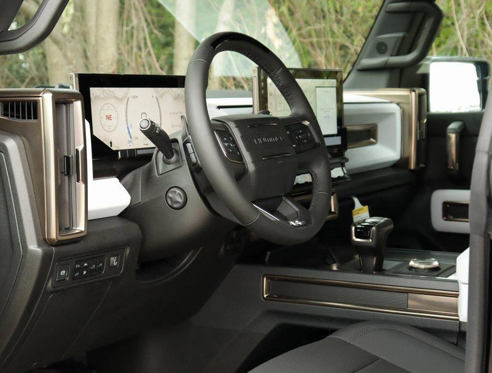 new 2025 GMC HUMMER EV Pickup car, priced at $107,785