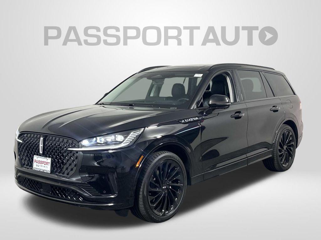 used 2025 Lincoln Aviator car, priced at $57,998