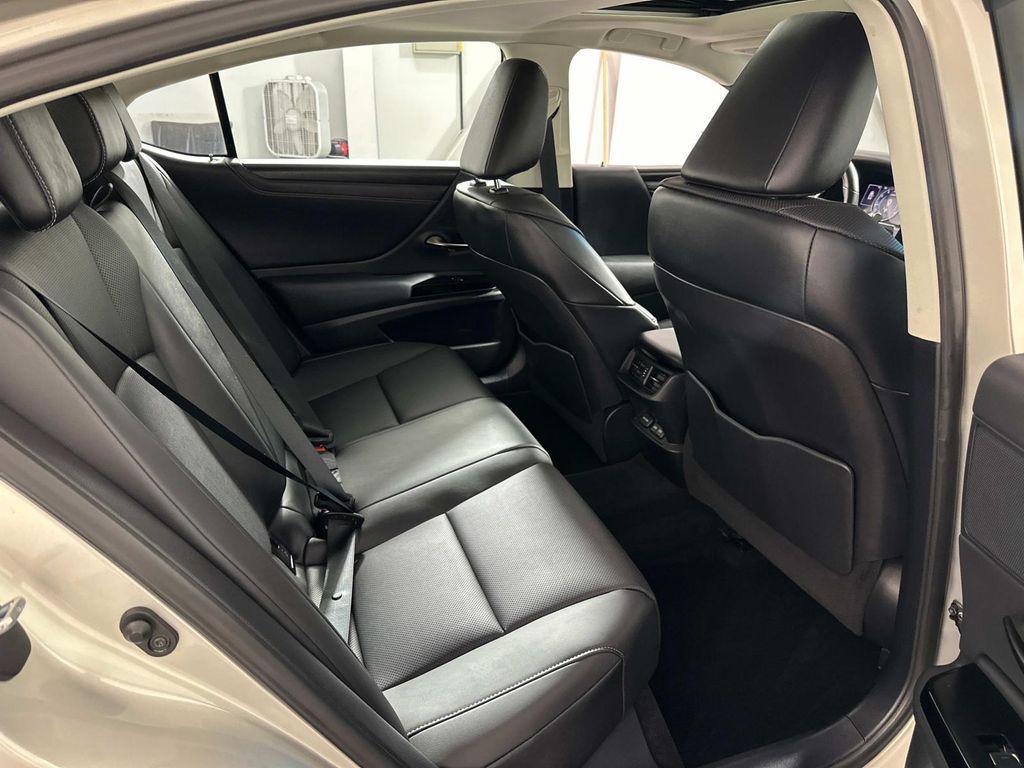 used 2022 Lexus ES 350 car, priced at $30,498