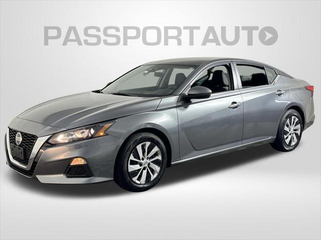 used 2022 Nissan Altima car, priced at $15,998