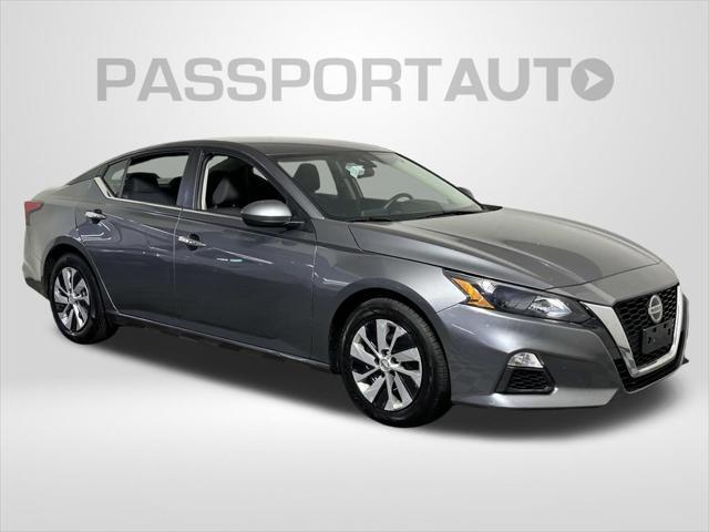 used 2022 Nissan Altima car, priced at $15,498