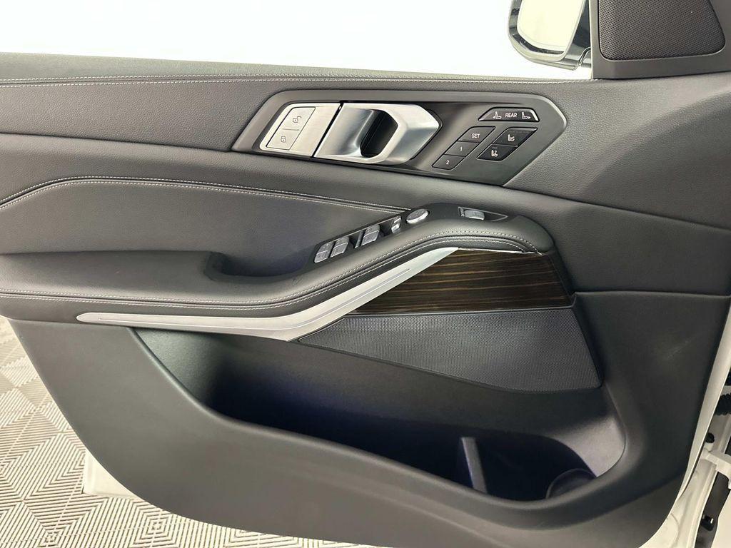used 2021 BMW X7 car, priced at $43,498