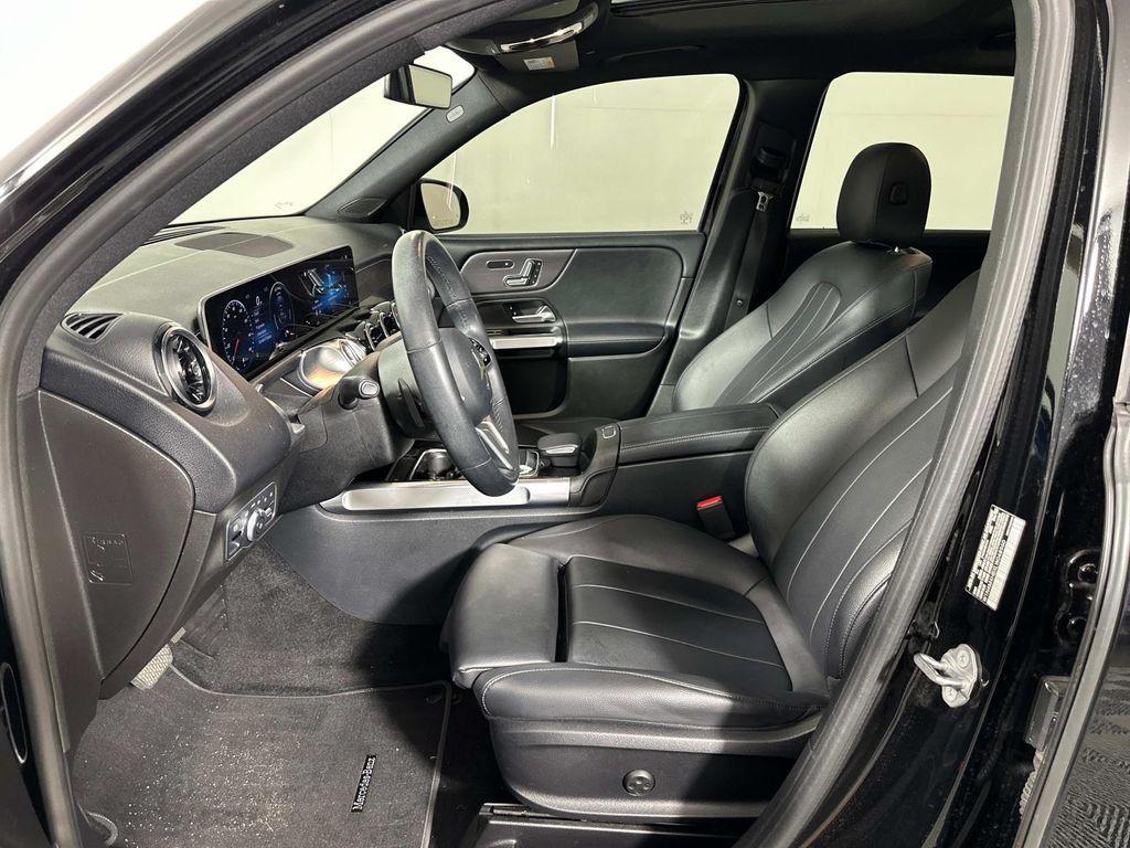 used 2020 Mercedes-Benz GLB 250 car, priced at $21,098