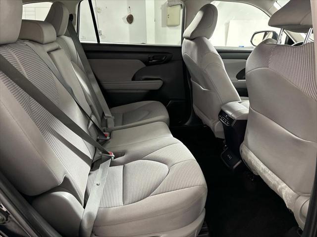 used 2023 Toyota Highlander car, priced at $31,398