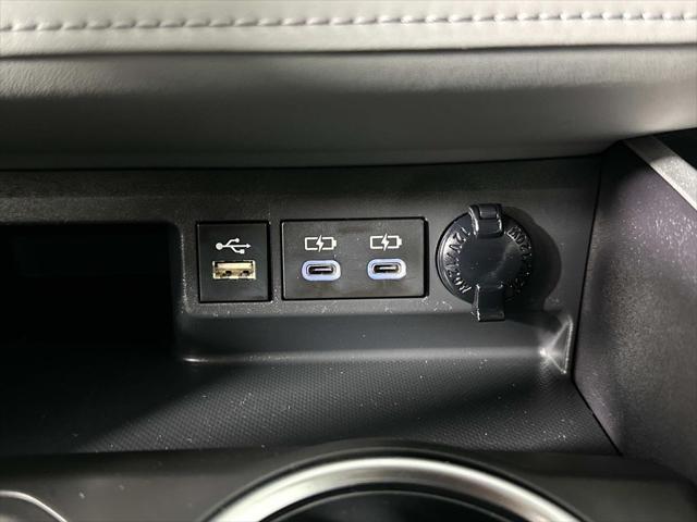 used 2023 Toyota Highlander car, priced at $31,398