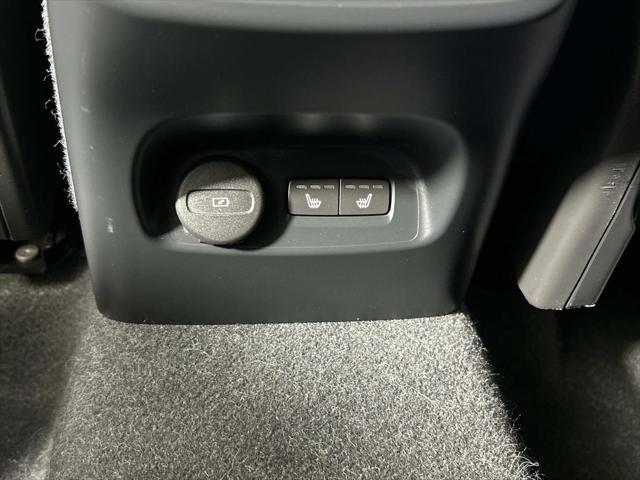 used 2024 Volvo XC40 car, priced at $35,498
