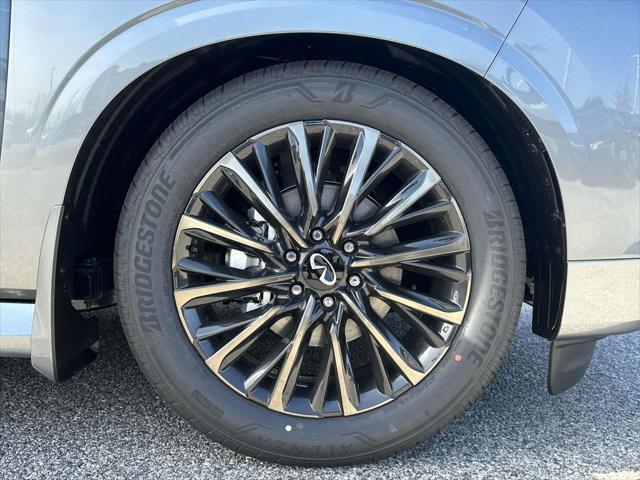 new 2025 INFINITI QX80 car, priced at $110,056