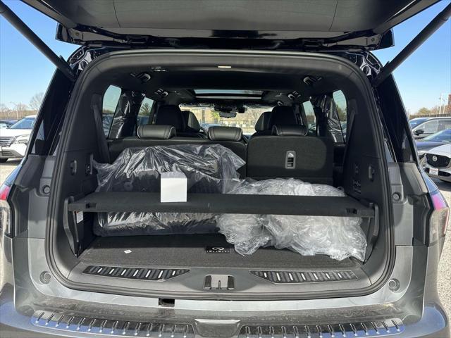new 2025 INFINITI QX80 car, priced at $110,056