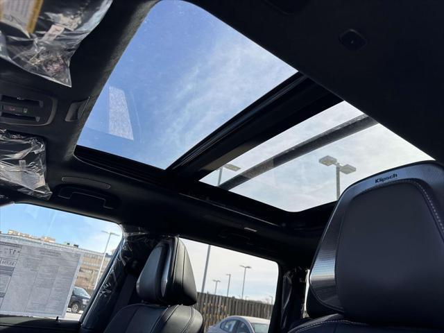 new 2025 INFINITI QX80 car, priced at $110,056