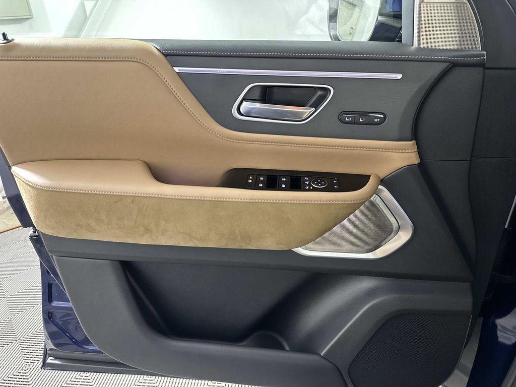 new 2025 INFINITI QX80 car, priced at $87,950