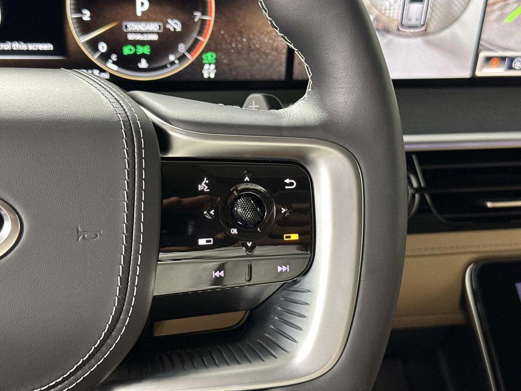 new 2025 INFINITI QX80 car, priced at $87,950