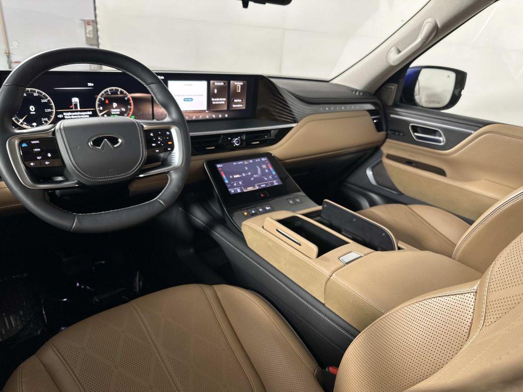 new 2025 INFINITI QX80 car, priced at $87,950