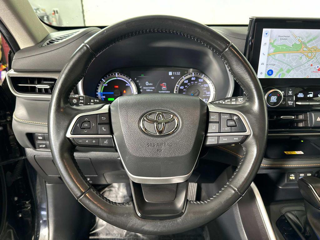 used 2023 Toyota Highlander Hybrid car, priced at $36,000