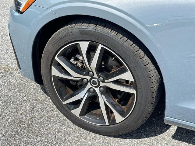 used 2024 Volvo S60 car, priced at $28,998