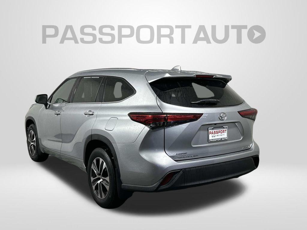 used 2020 Toyota Highlander car, priced at $27,982