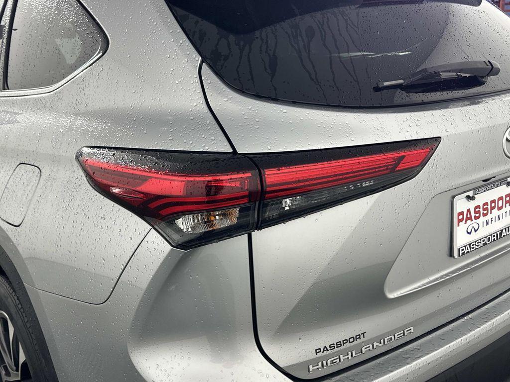 used 2020 Toyota Highlander car, priced at $27,982